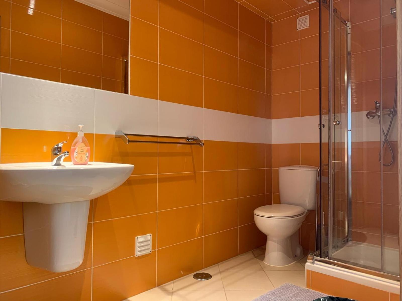 Blue Moon GuestHouse Lagos Extérieur photo