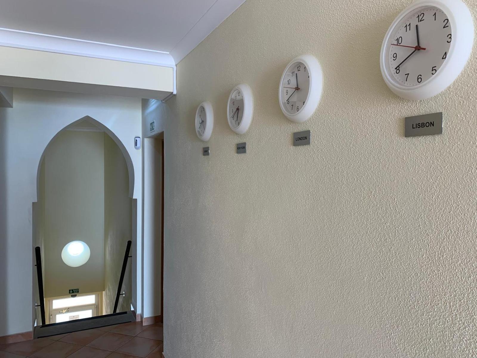 Blue Moon GuestHouse Lagos Extérieur photo